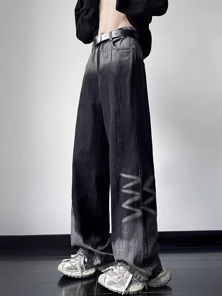 Verwaschene Jeans im Distressed Look